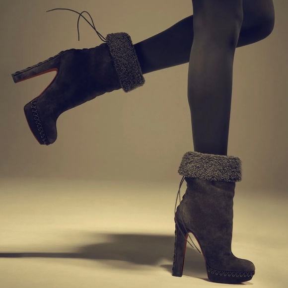 Louboutin: Suede Corset Lace Up 2-in-1 Fold Over Shearling Fur Heel Boots - Picture 2 of 13